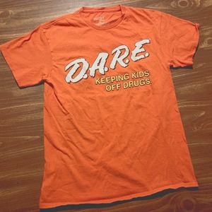 D.A.R.E. T-SHIRT - Medium // Retro DARE tee 80s Party shirt